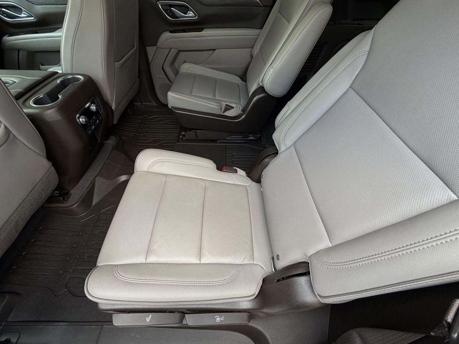 Used 2021 GMC Yukon XL SLT w/ Rear Media and Nav Package image 24