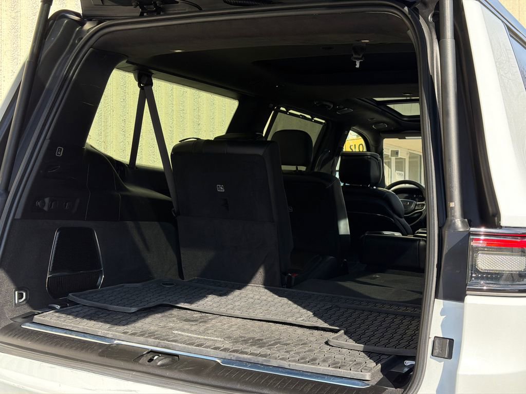 Used 2024 Jeep Grand Wagoneer L Series II w/ Quick Order Packagew 28T image 8