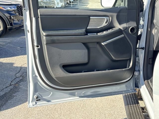 New 2025 Ford Expedition Max Platinum w/ Driver's Package image 10