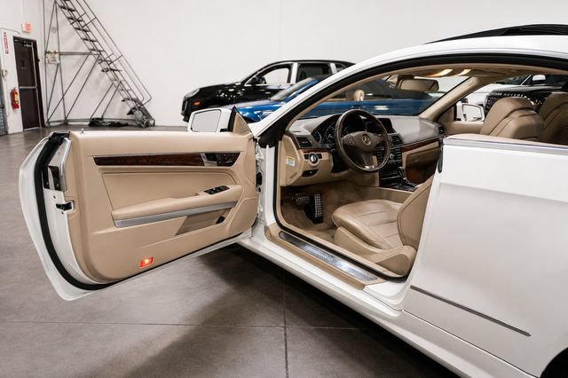 Used 2011 Mercedes-Benz E 550 Coupe image 10