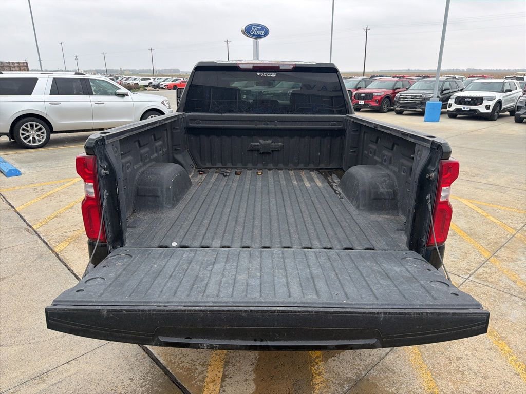 Used 2021 Chevrolet Silverado 1500 LT Trail Boss w/ Bed Protection Package image 7