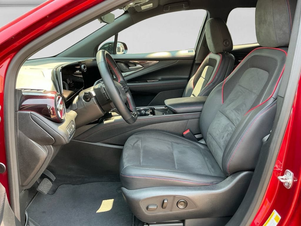Used 2024 Chevrolet Blazer EV RS AWD/4WD image 10
