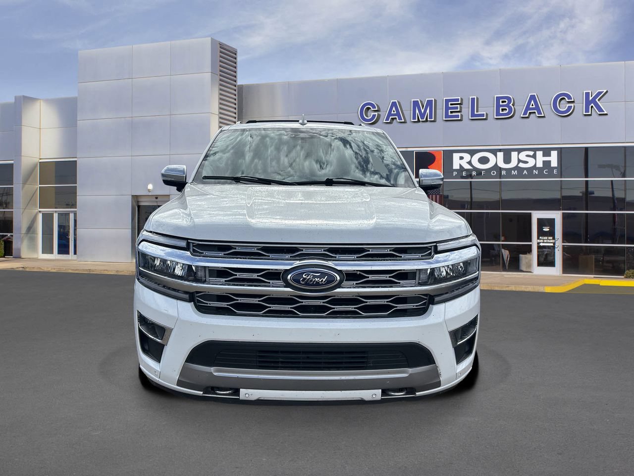 Used 2022 Ford Expedition Max Platinum AWD/4WD image 3