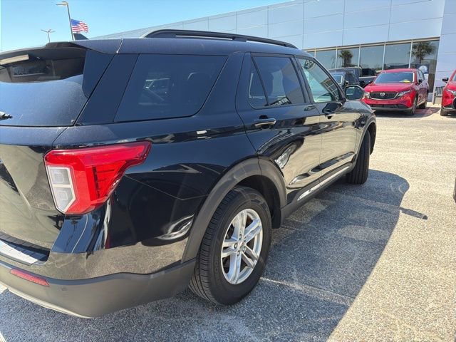 Used 2022 Ford Explorer XLT w/ Equipment Group 202A RWD image 7