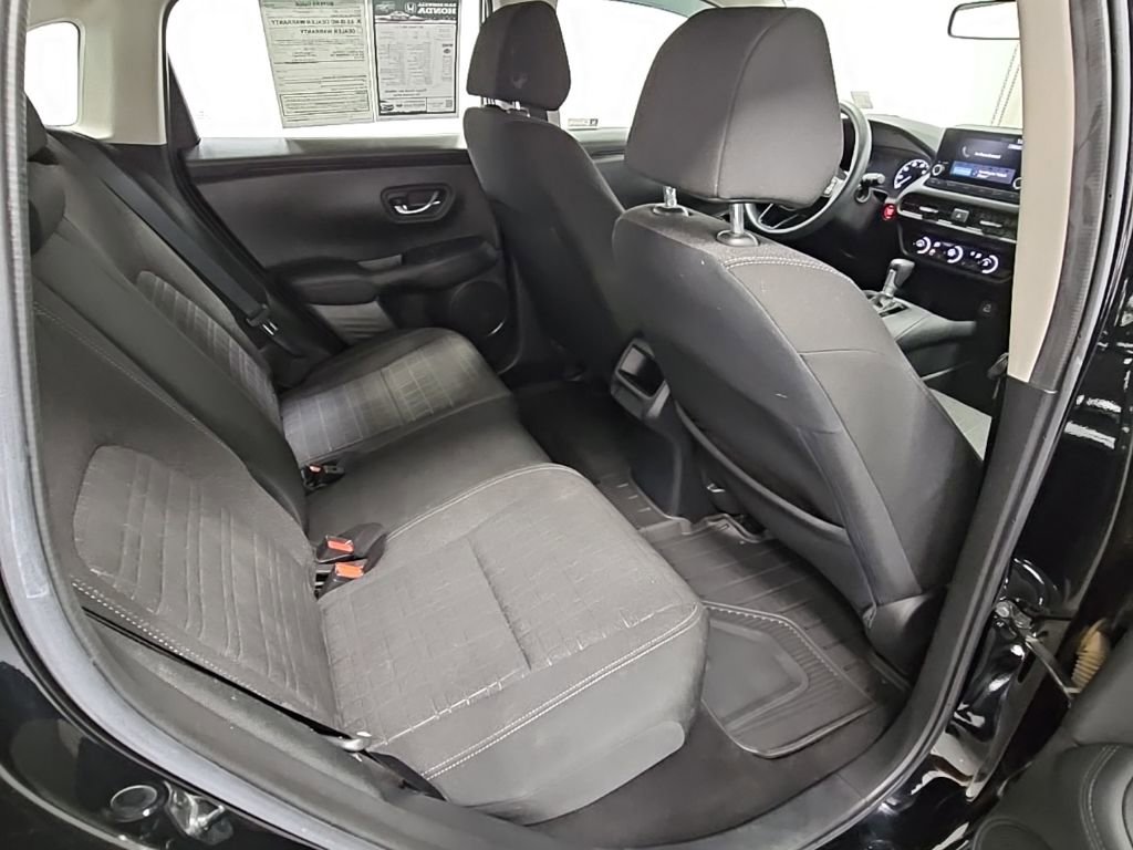 Used 2023 Honda HR-V LX image 32