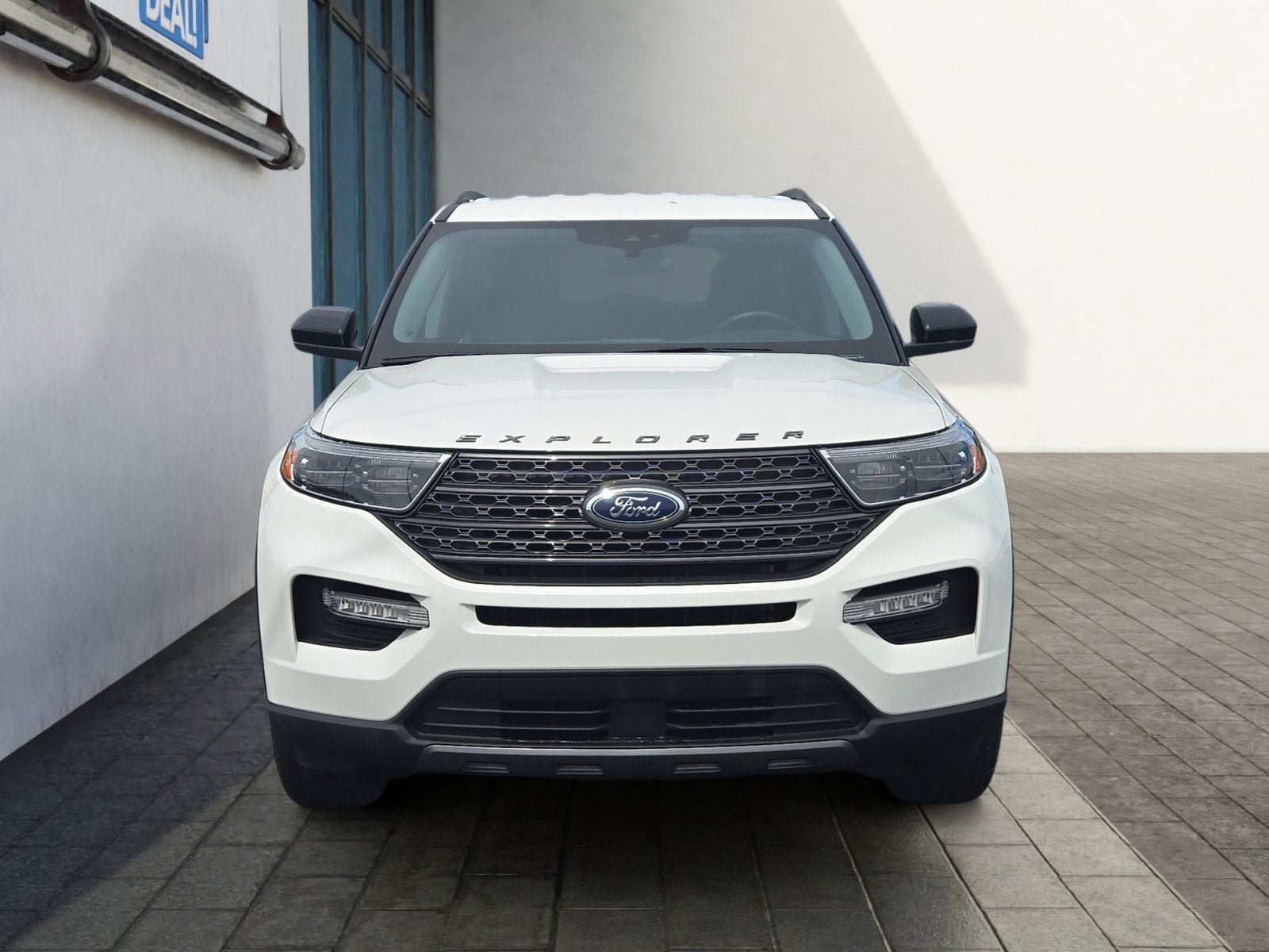 Certified 2023 Ford Explorer XLT w/ Equipment Group 202A AWD/4WD image 8