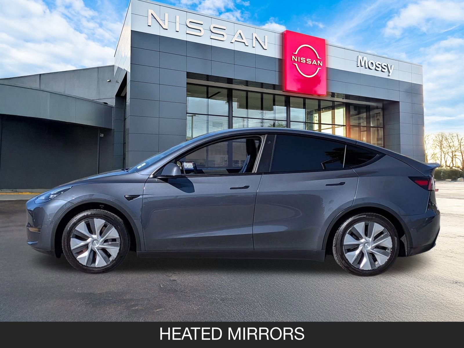 Used 2021 Tesla Model Y 2WD image 5