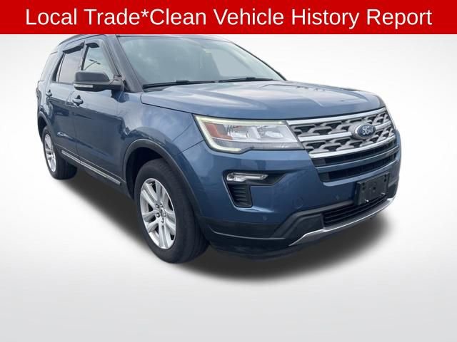 Used 2018 Ford Explorer XLT w/ Equipment Group 202A image 3