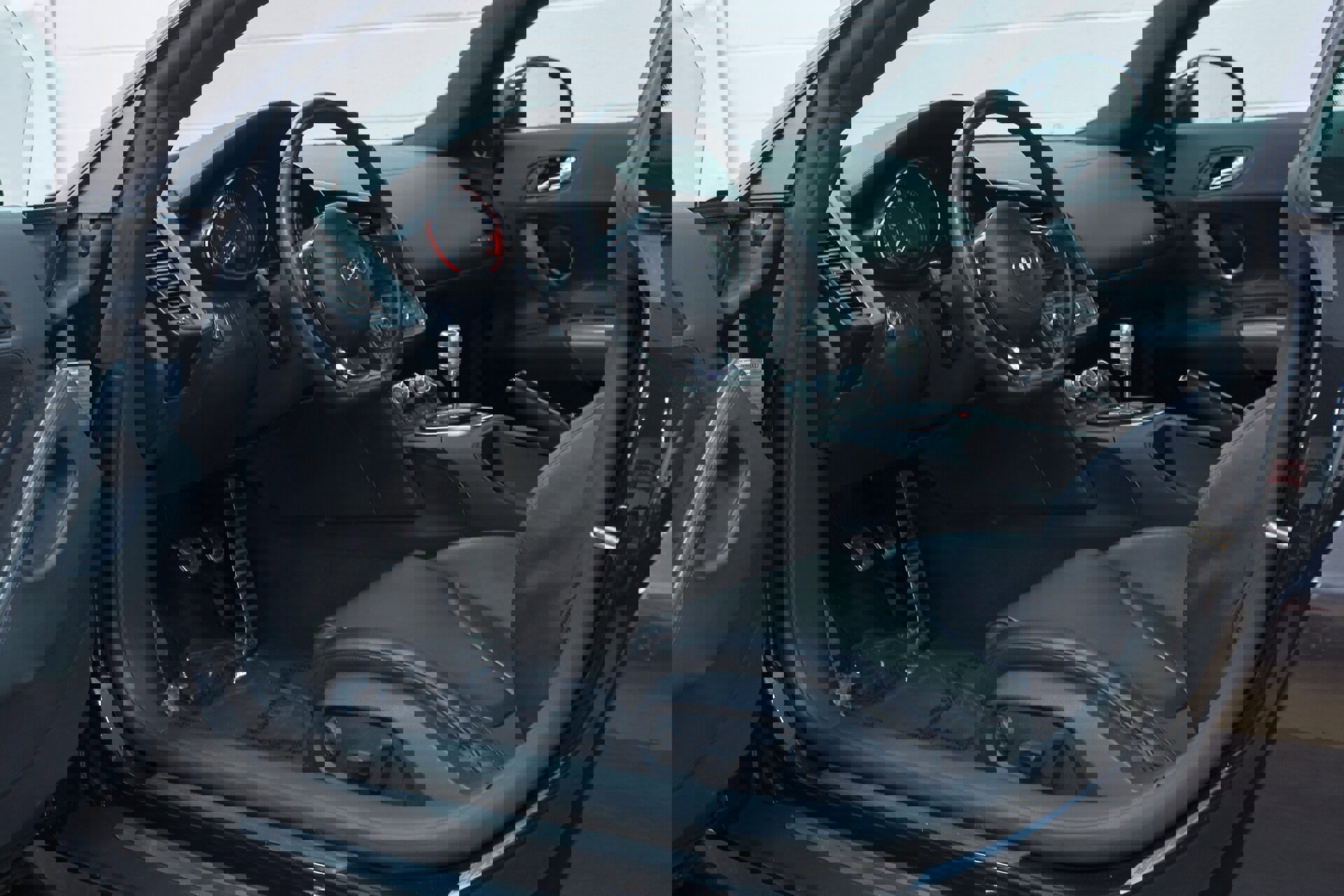 Used 2011 Audi R8 V10 image 58