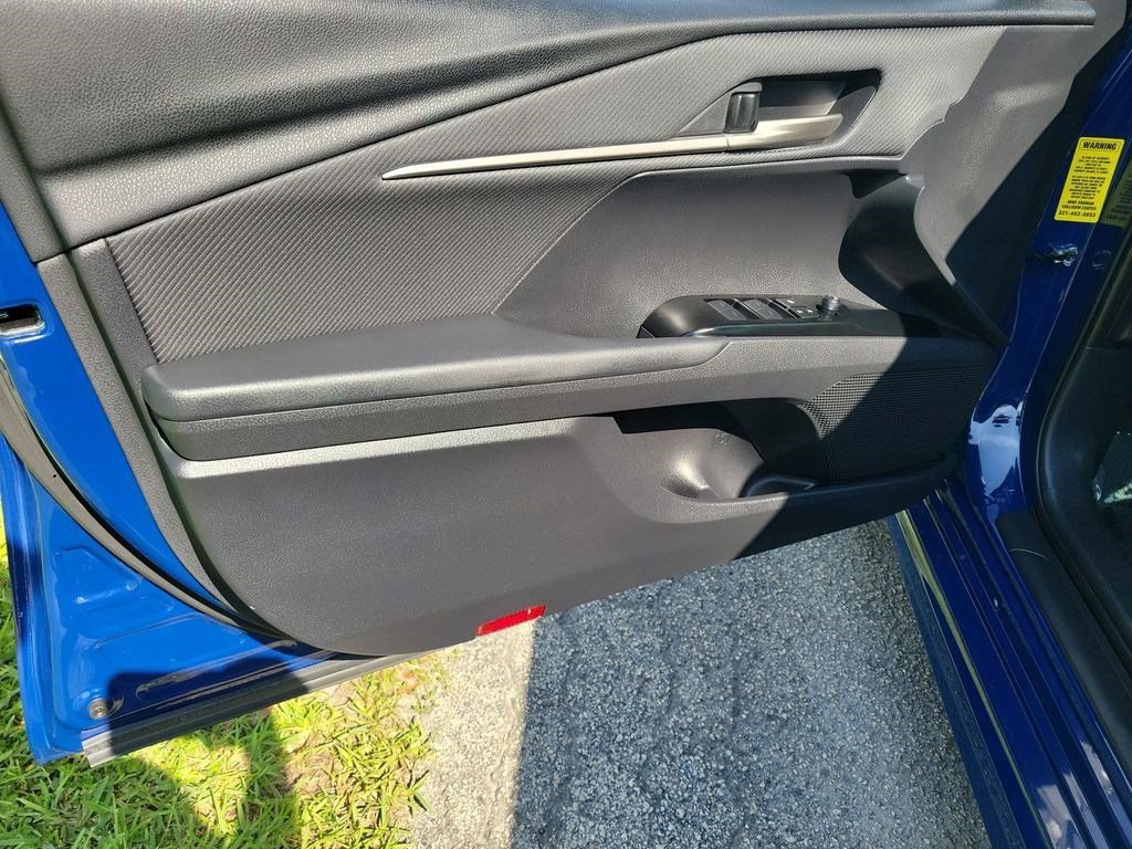 Used 2026 Toyota Camry SE FWD image 19