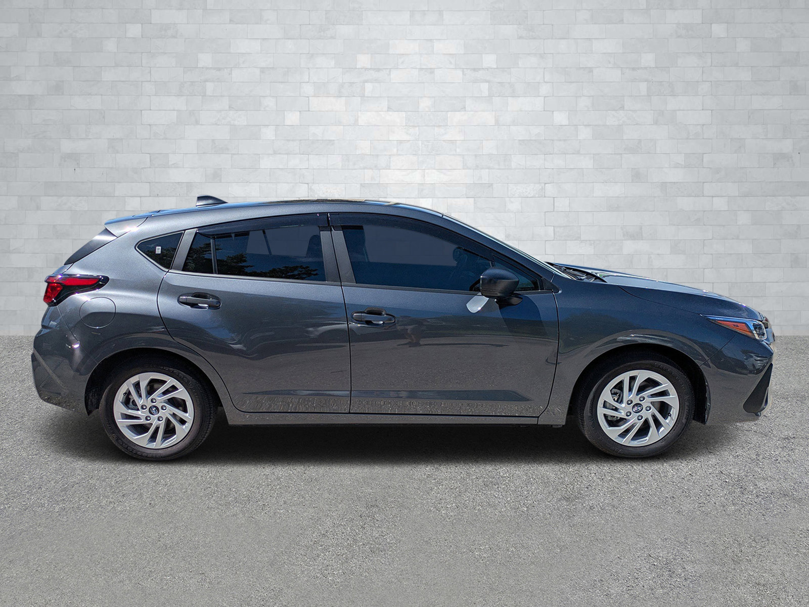 Certified 2024 Subaru Impreza 2.0i image 4