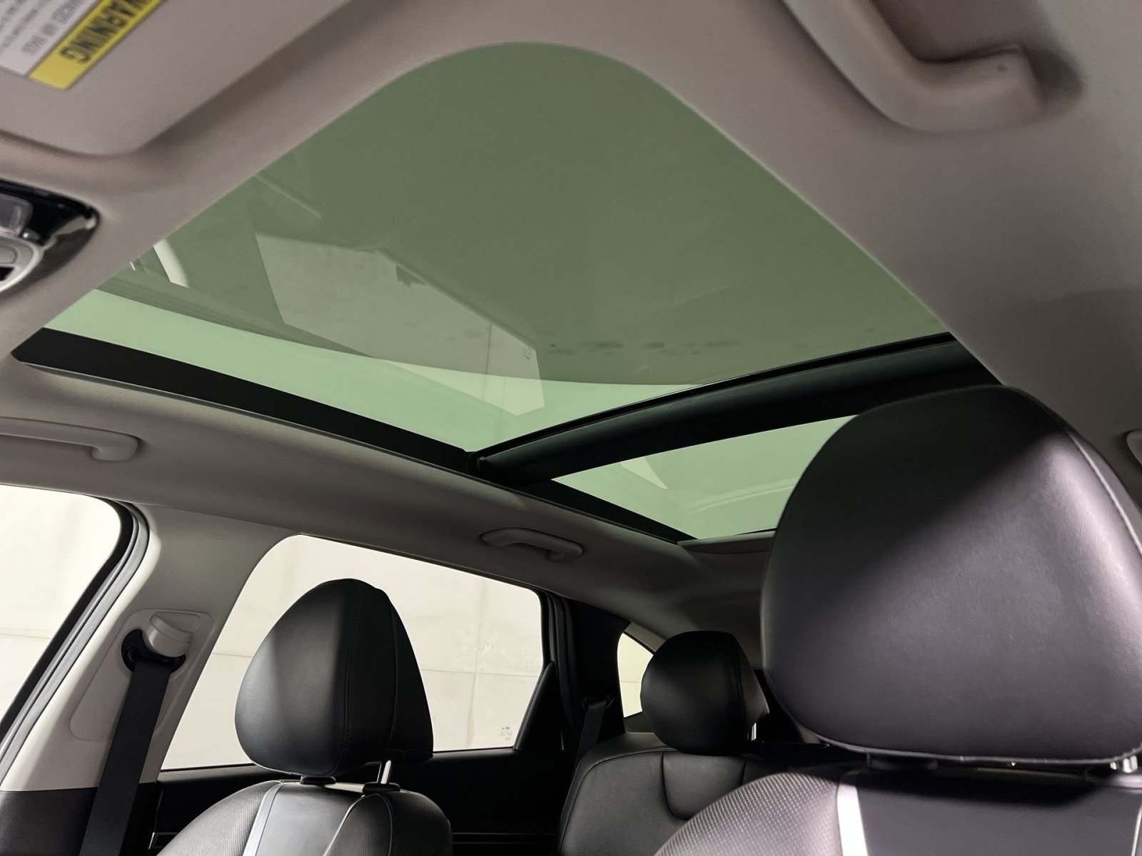 Used 2023 Hyundai Tucson Limited w/ Winter Package image 24