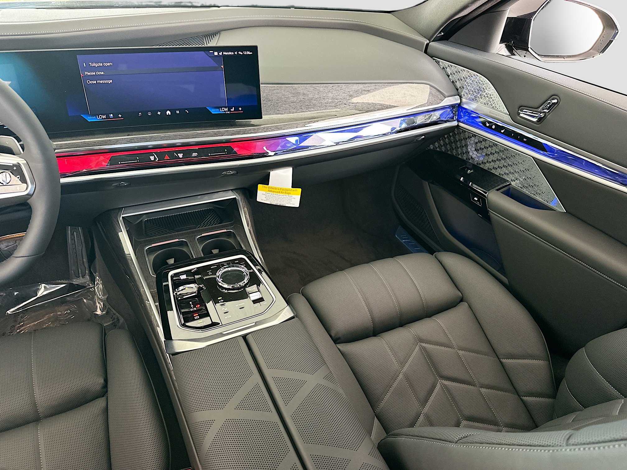 New 2026 BMW 760i xDrive w/ Executive Package AWD/4WD image 18