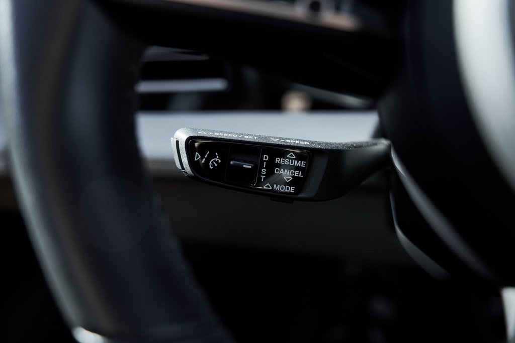 Used 2020 Porsche Taycan Turbo S image 59