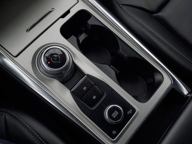 Certified 2022 Ford Explorer XLT w/ Equipment Group 202A image 23