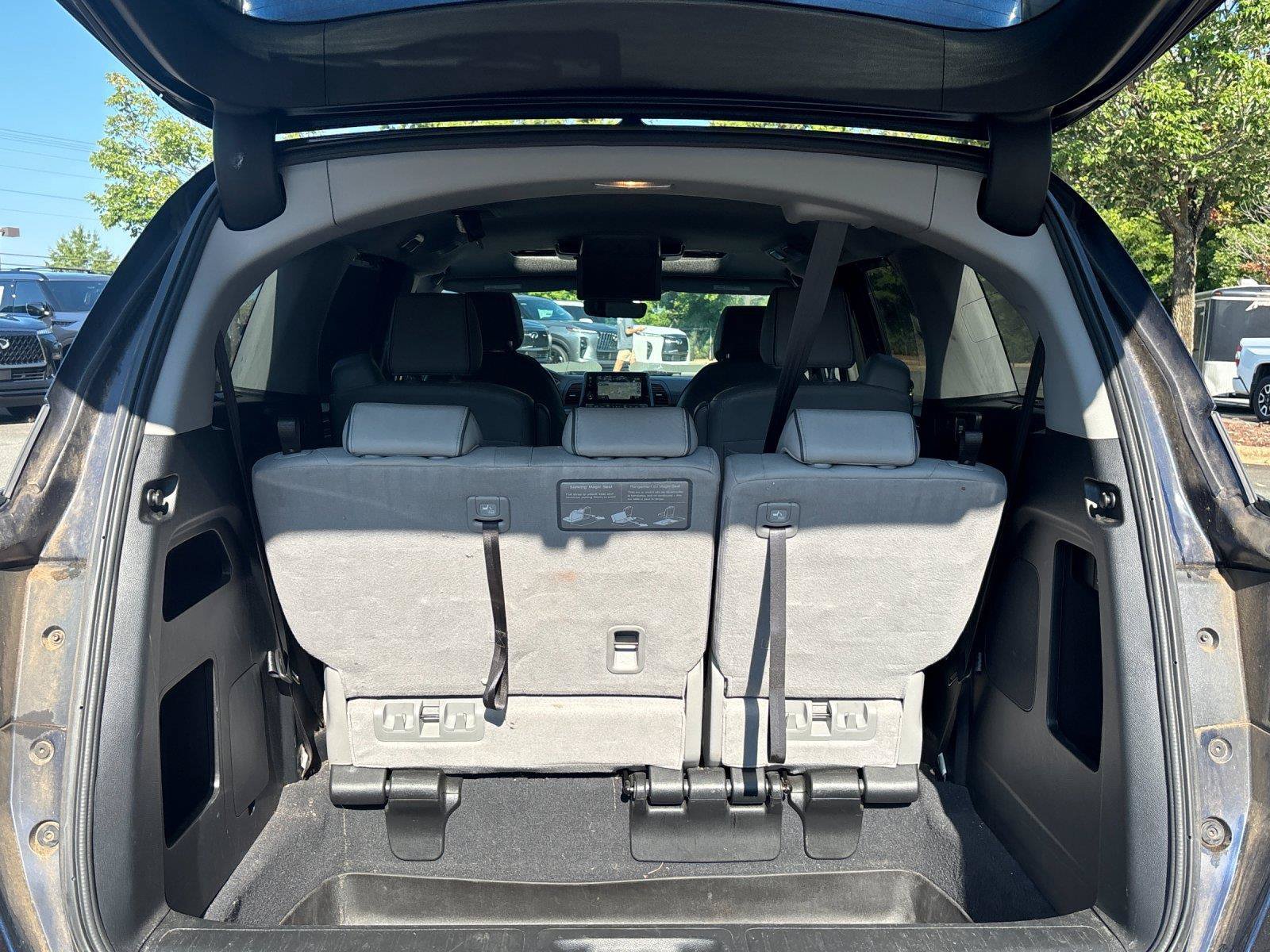 Used 2022 Honda Odyssey Elite image 35