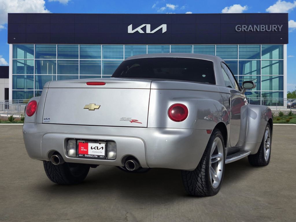 Used 2005 Chevrolet SSR w/ Preferred Equipment Group image 5