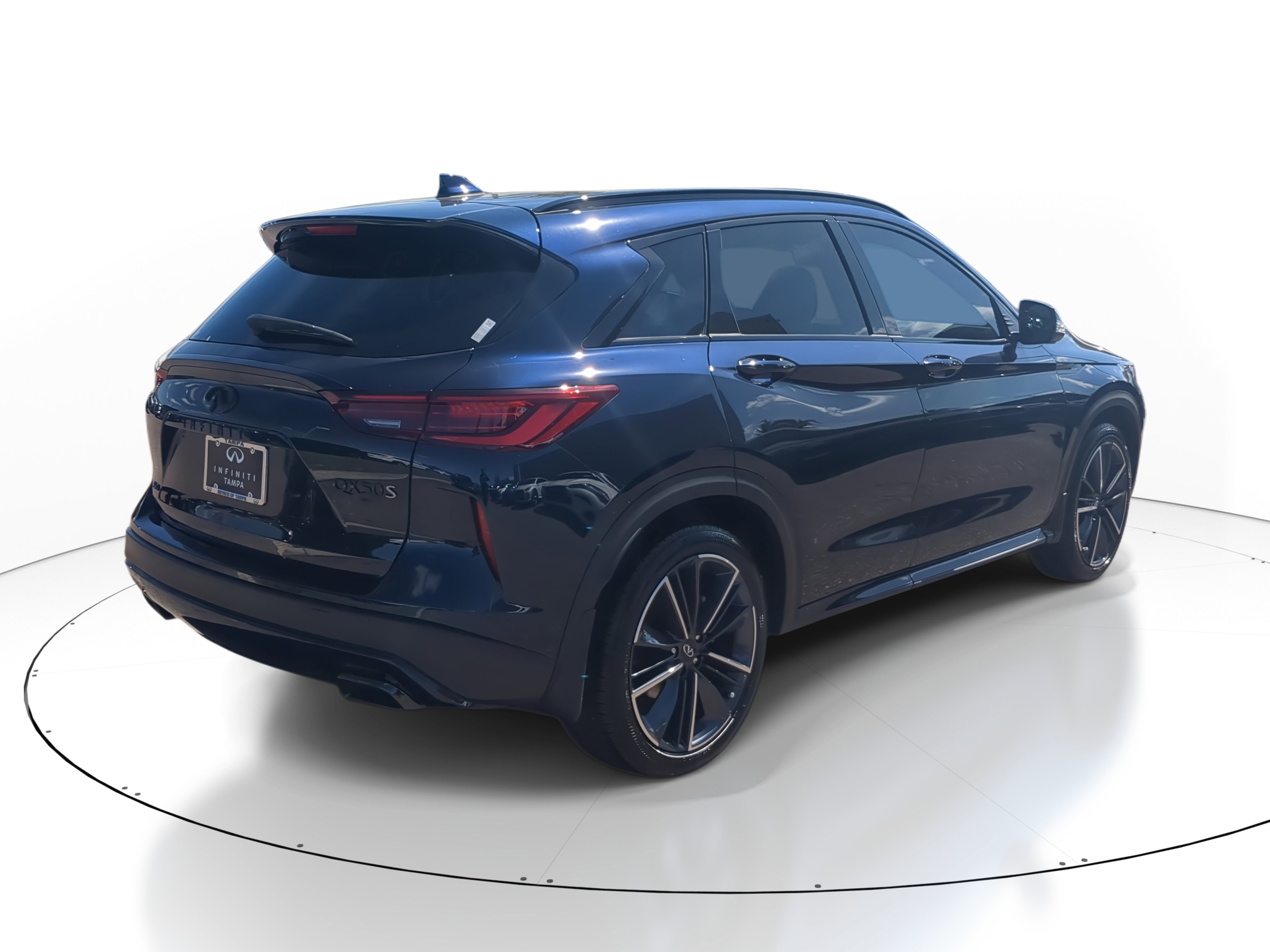 New 2025 INFINITI QX50 Sport image 3