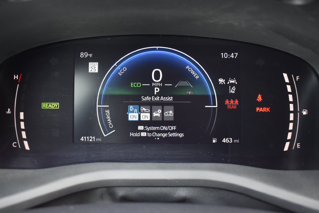 Used 2025 Toyota Camry LE FWD image 18
