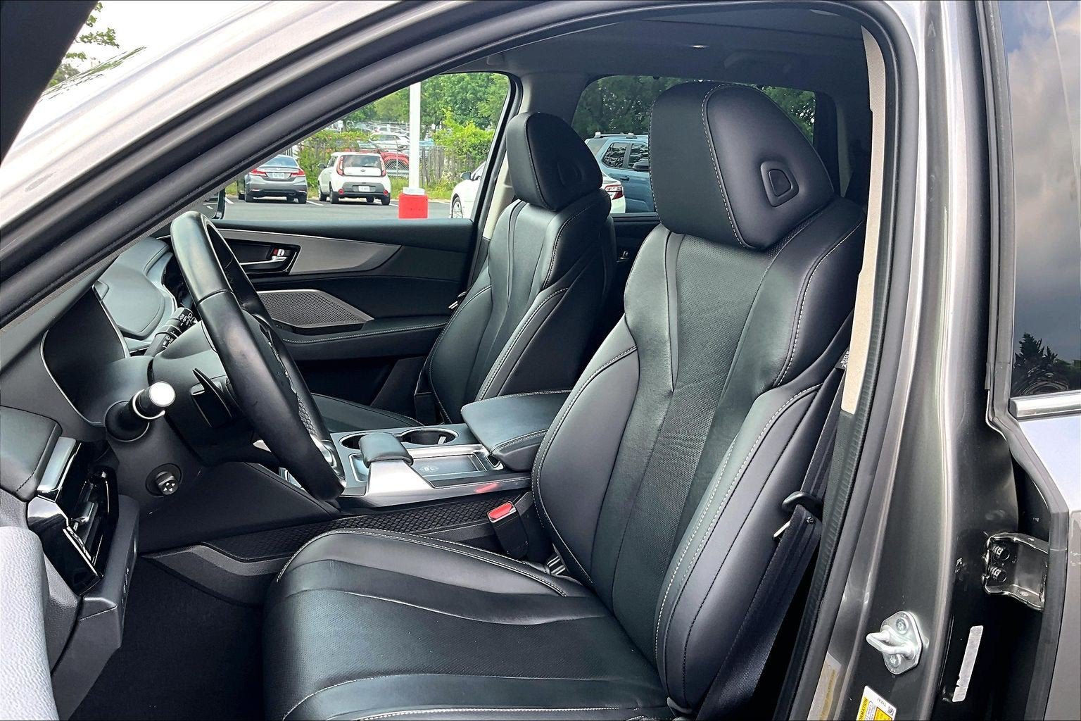 Used 2023 Acura MDX SH-AWD w/ Technology Package image 24