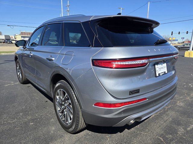 Used 2022 Lincoln Corsair AWD w/ Equipment Group 101A image 7