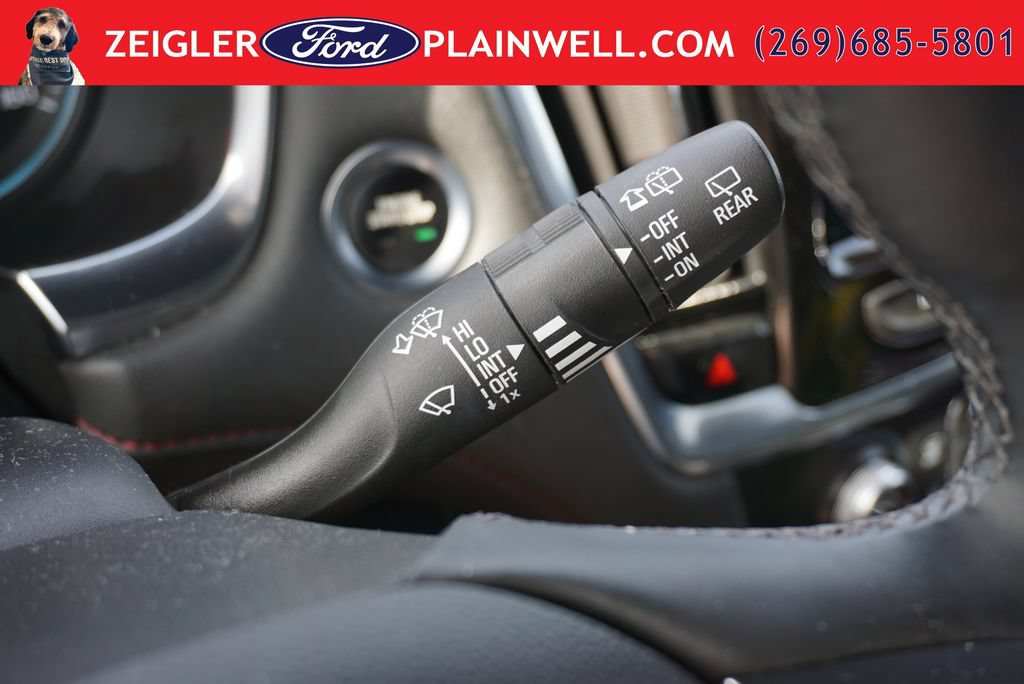 Used 2023 Chevrolet Traverse RS AWD/4WD image 31