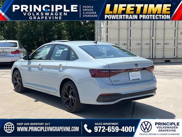 New 2027 Volkswagen Jetta SE FWD image 8