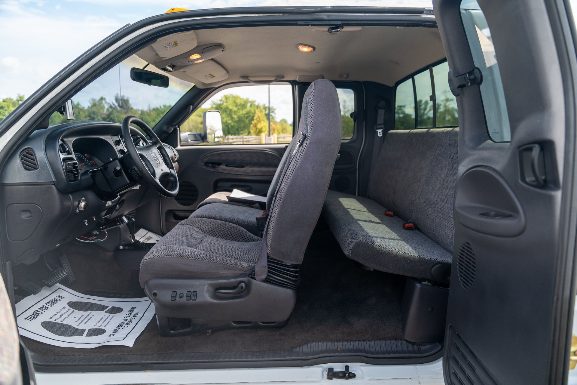 Used 1999 Dodge Ram 3500 Truck 4x4 Quad Cab image 32