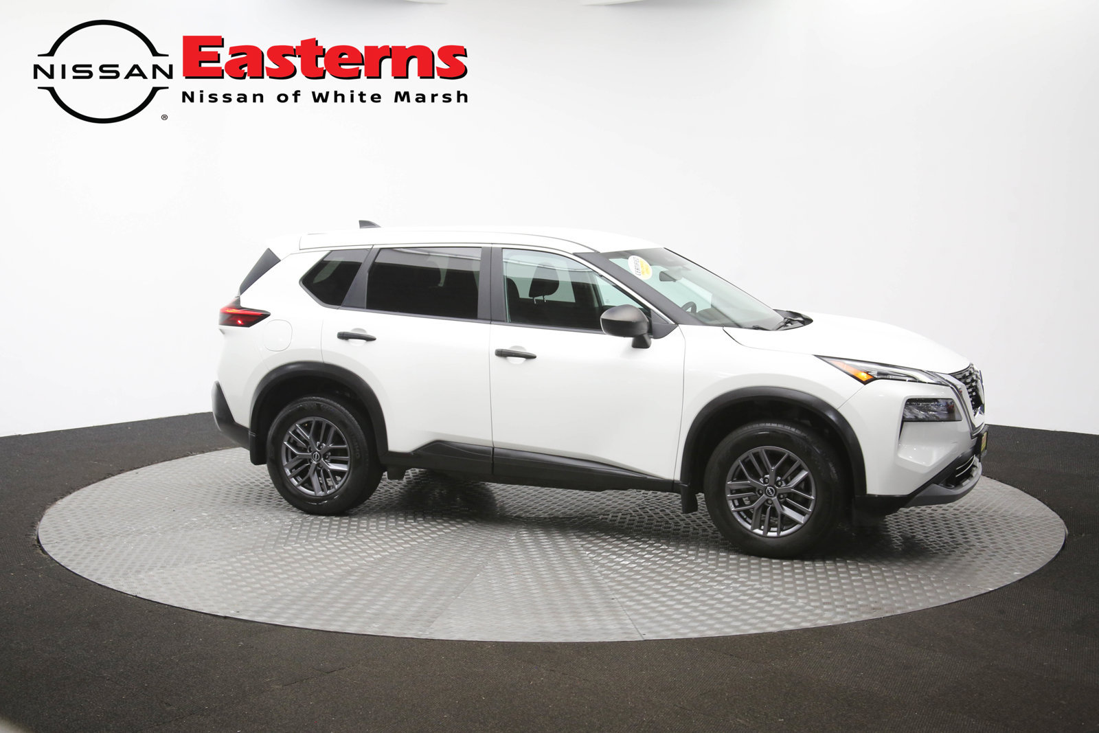 Used 2023 Nissan Rogue S AWD/4WD image 43
