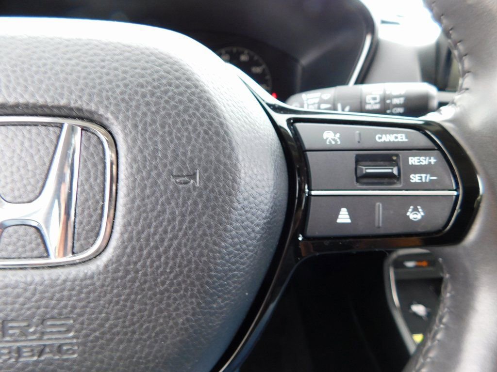 Used 2024 Honda CR-V EX-L image 32