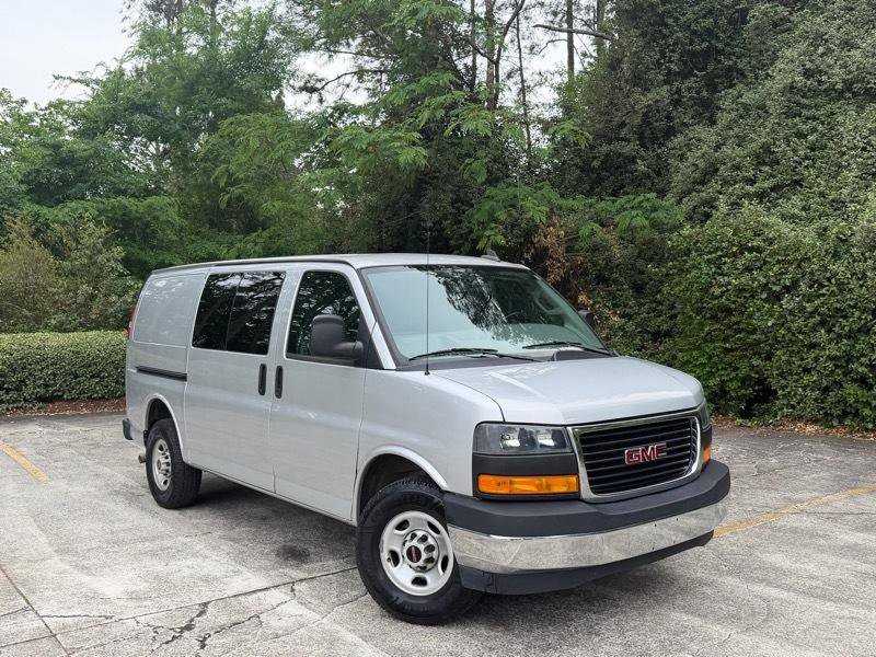 Used 2023 GMC Savana 2500 w/ Driver Convenience Package RWD image 1
