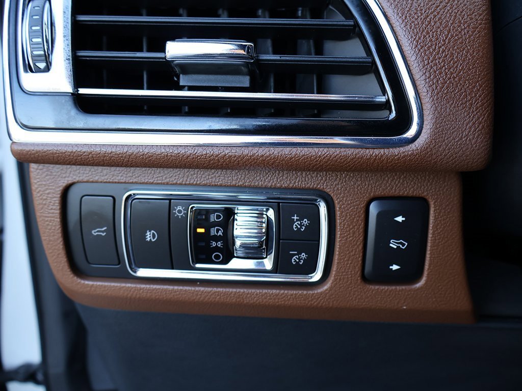 Used 2022 Lincoln Navigator Reserve image 53