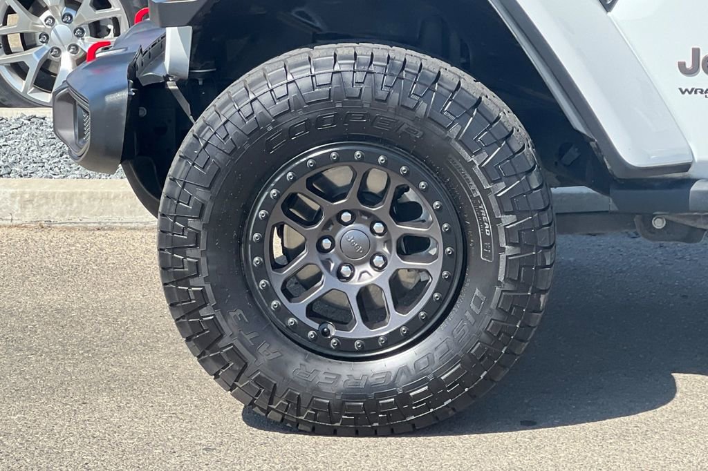 Used 2021 Jeep Wrangler Unlimited Rubicon w/ Xtreme Recon 35" Tire Package image 27