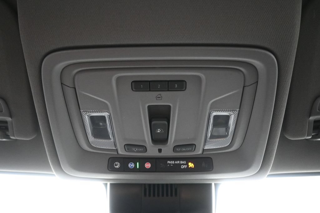 Used 2024 GMC Sierra 1500 Denali w/ Technology Package AWD/4WD image 19