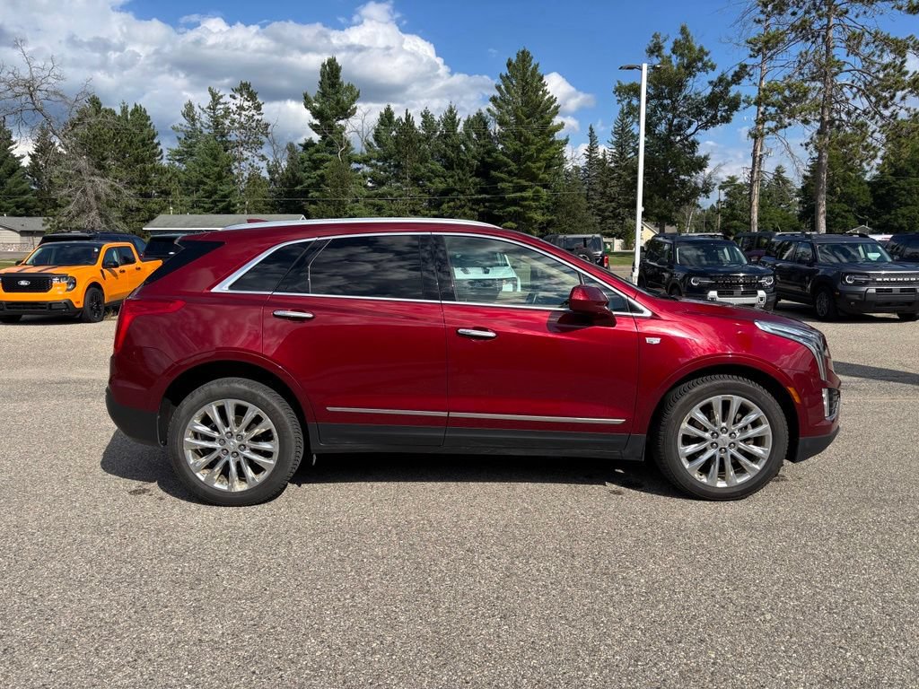 Used 2018 Cadillac XT5 Platinum AWD/4WD image 2