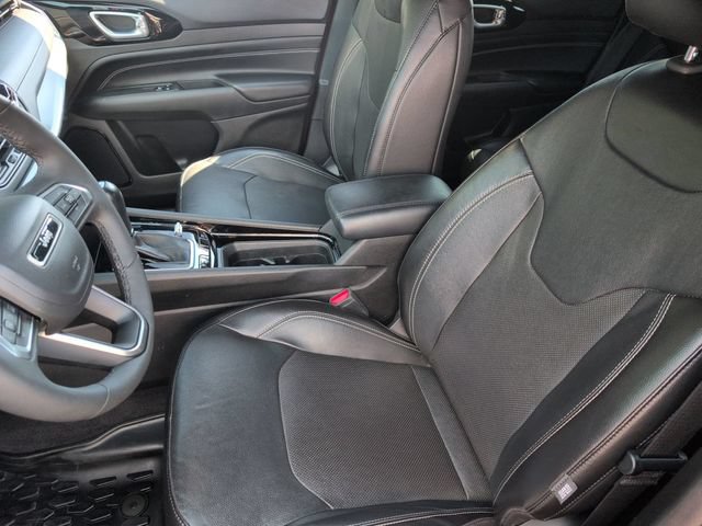 Certified 2023 Jeep Compass High Altitude AWD/4WD image 17