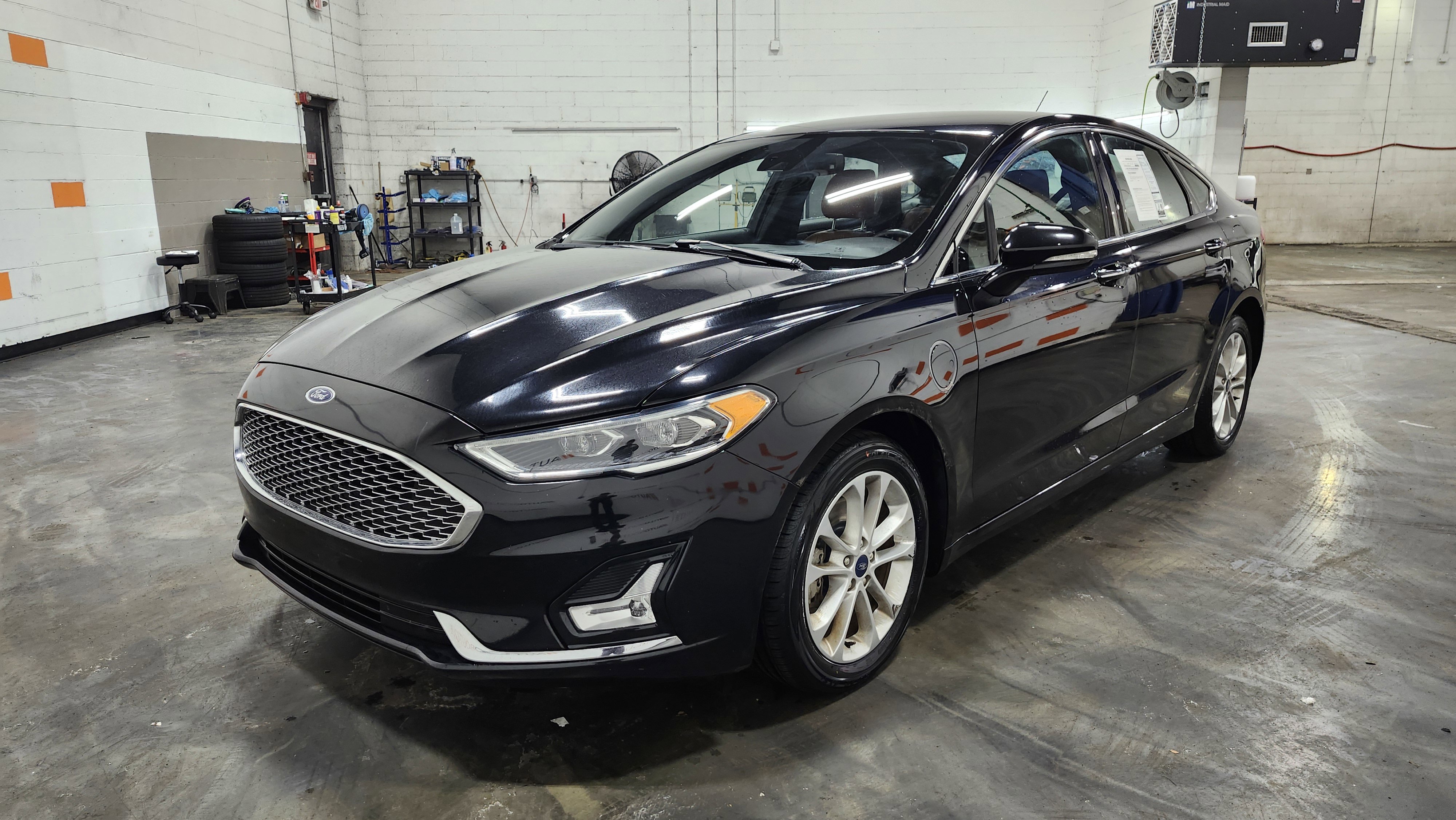 Used 2019 Ford Fusion Energi Titanium image 13