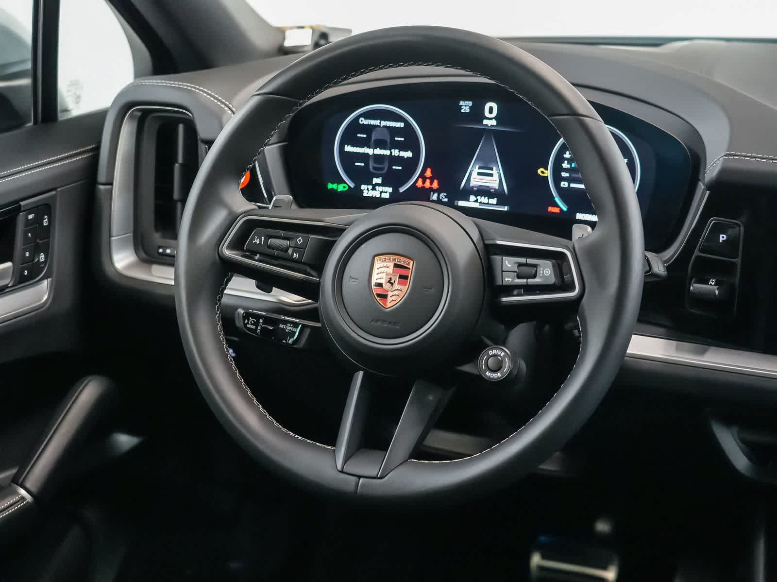 Certified 2026 Porsche Cayenne S AWD/4WD image 19