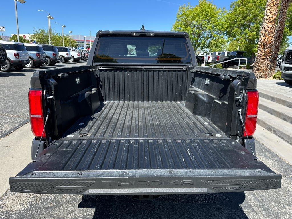 Used 2025 Toyota Tacoma TRD Off-Road AWD/4WD image 22