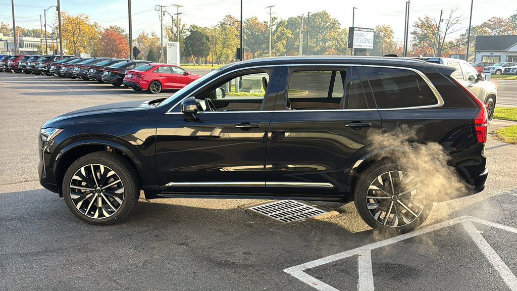 New 2027 Volvo XC90 B6 Plus AWD/4WD image 3