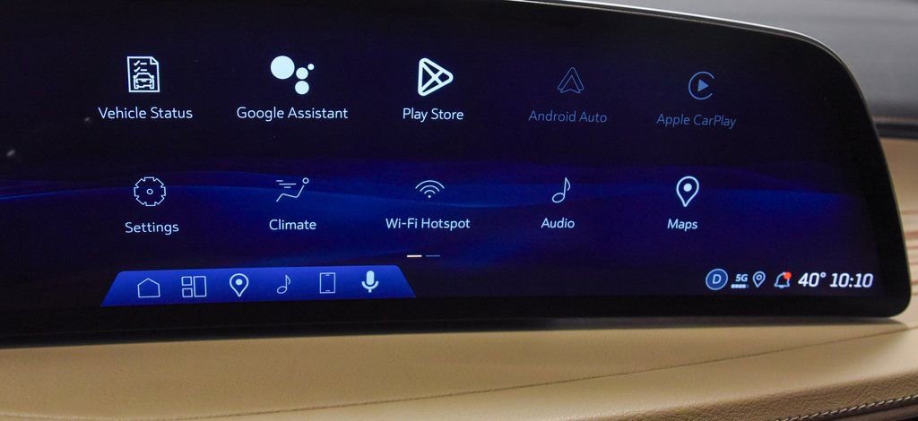 Used 2024 Cadillac XT4 Premium Luxury image 7