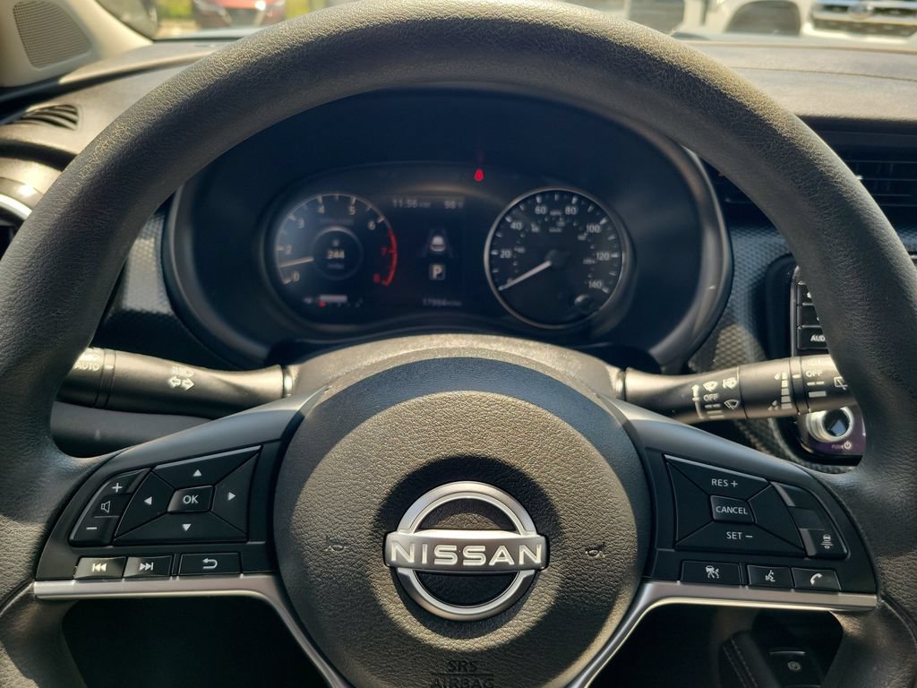 Used 2023 Nissan Kicks SV FWD image 19