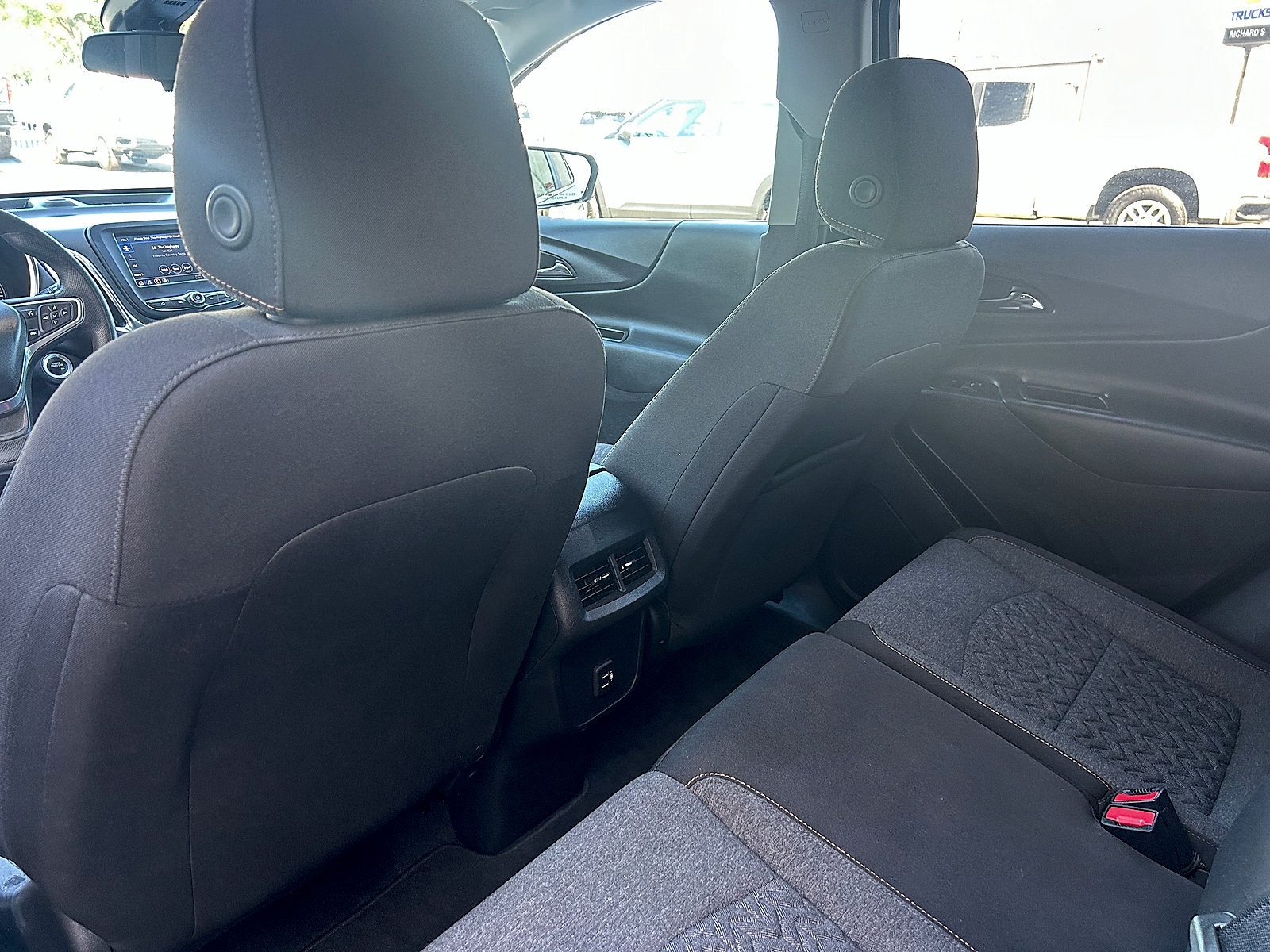 Used 2023 Chevrolet Equinox LT FWD image 22