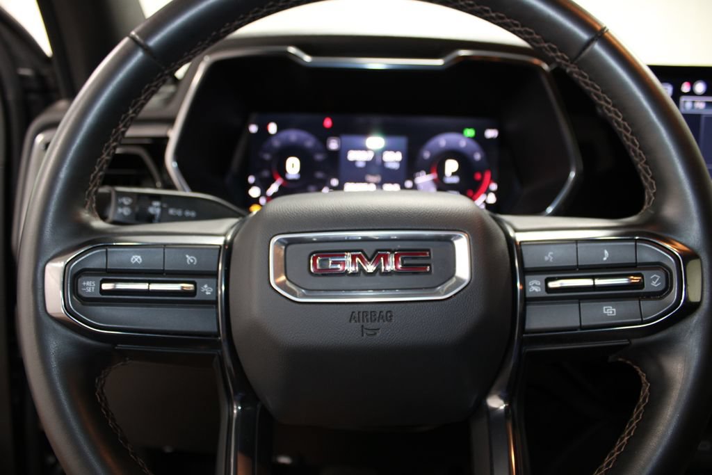 Used 2024 GMC Canyon AT4 AWD/4WD image 41