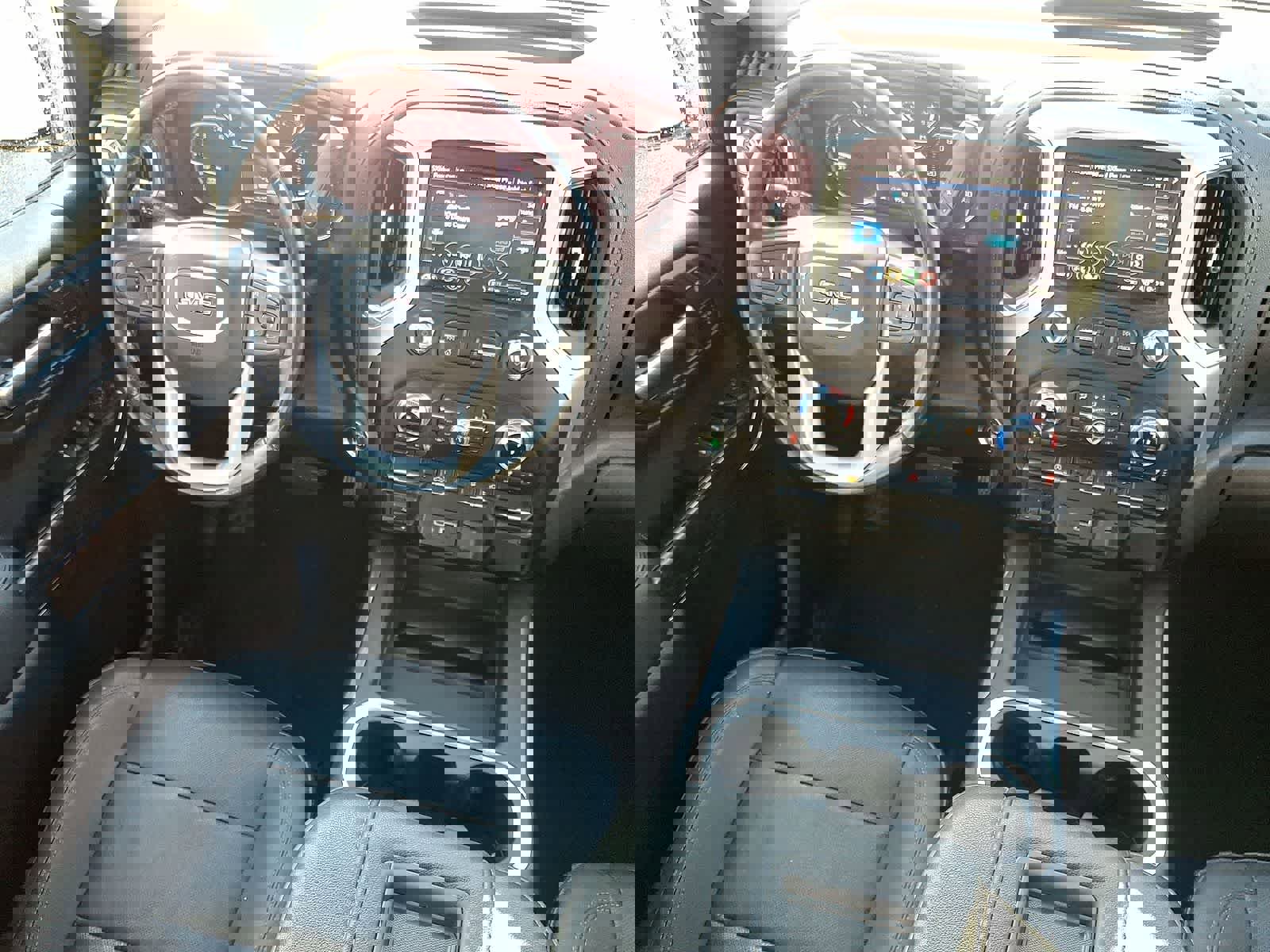 Used 2021 GMC Sierra 1500 SLT w/ SLT Premium Package image 10