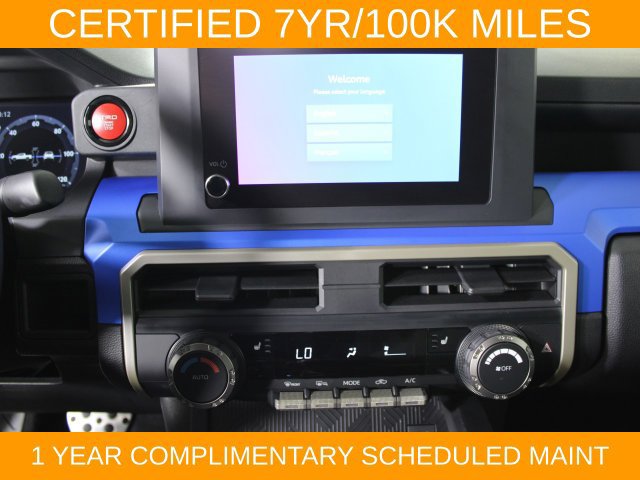 Used 2025 Toyota Tacoma TRD Sport AWD/4WD image 23
