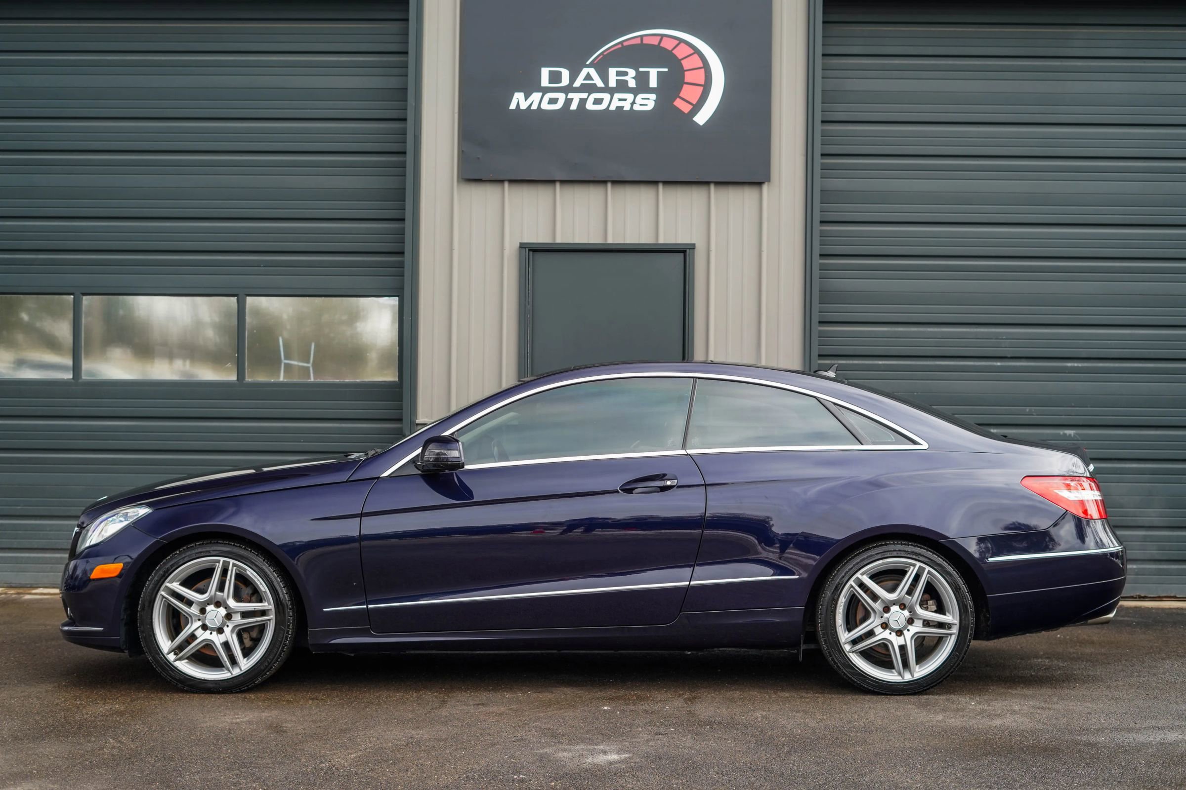Used 2011 Mercedes-Benz E 350 E 350 Coupe 2D image 4