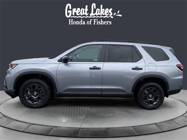 New 2025 Honda Pilot TrailSport image 2