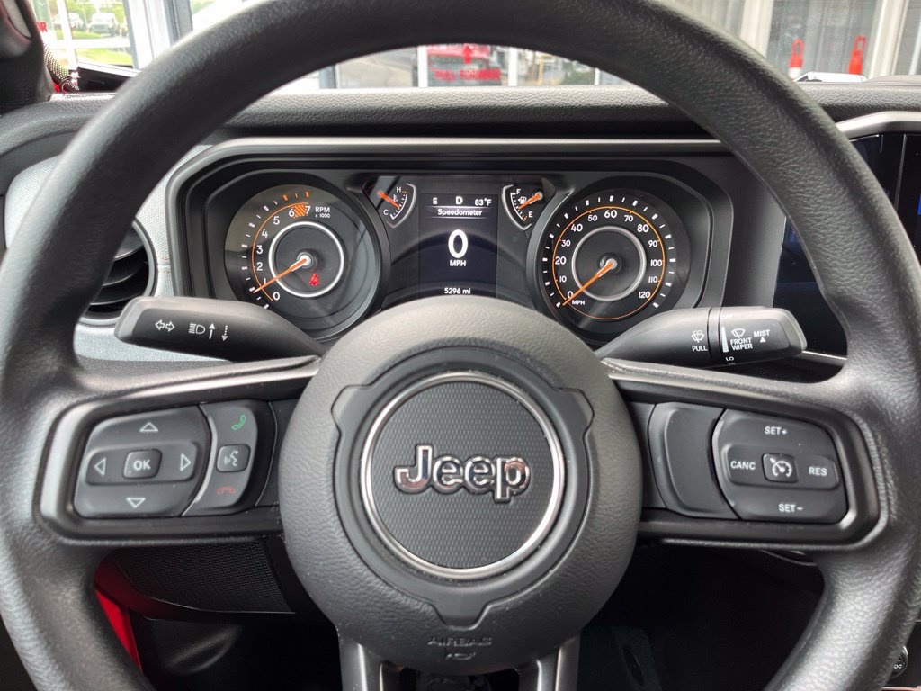 Used 2026 Jeep Wrangler Sport AWD/4WD image 30