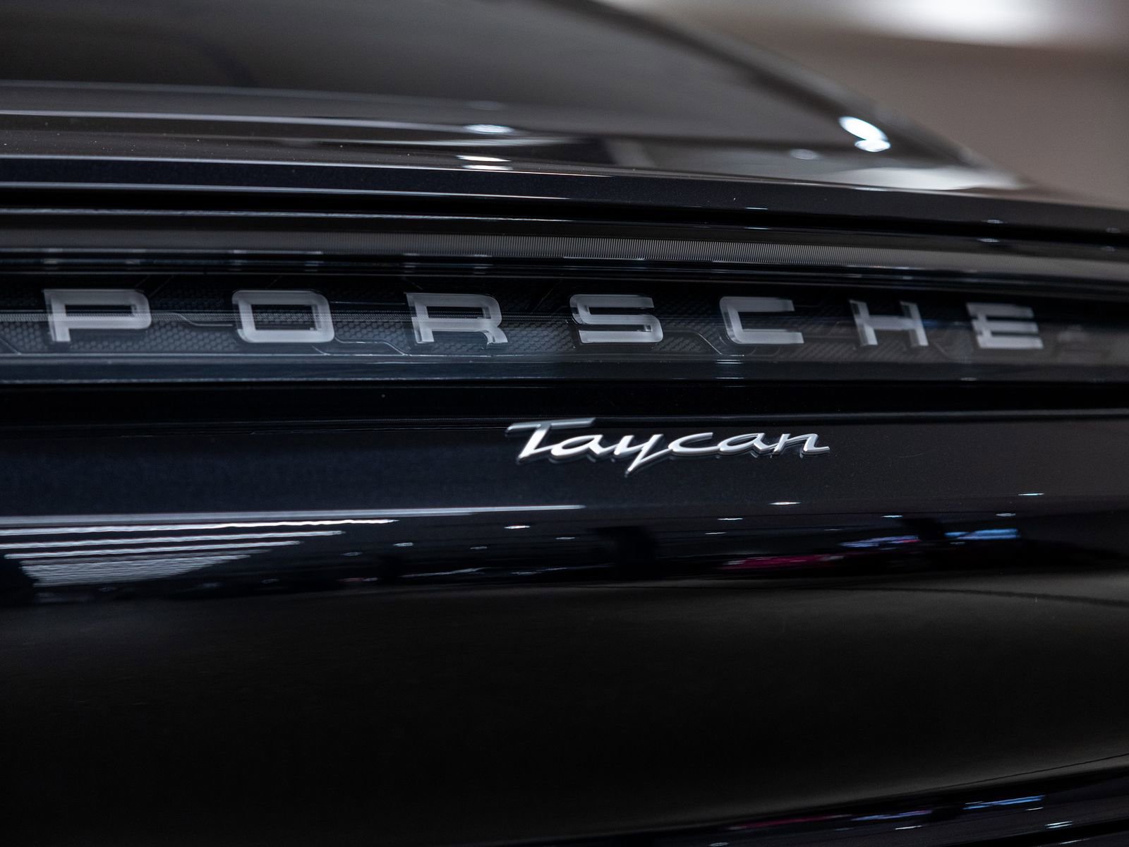 Certified 2023 Porsche Taycan RWD image 22